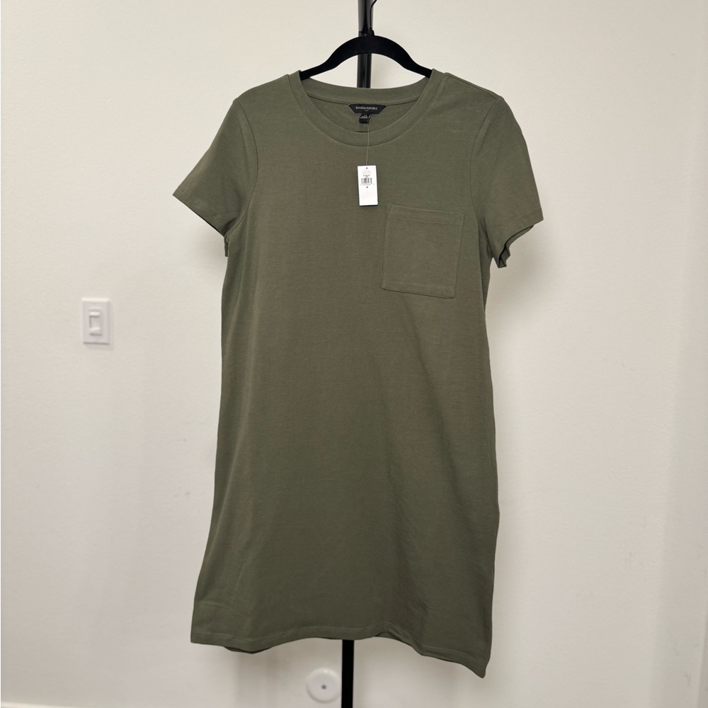 NWT Banana Republic Olive Green T-Shirt Dress